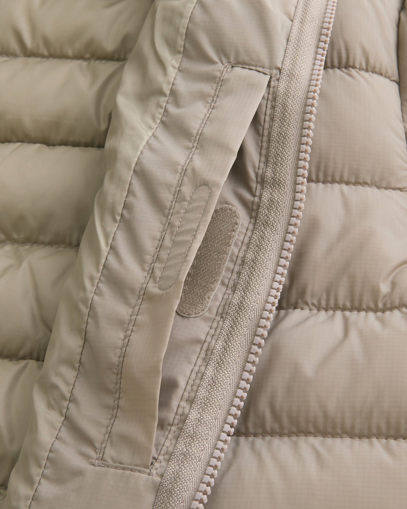 Casaca Holliste acolchada - Beige